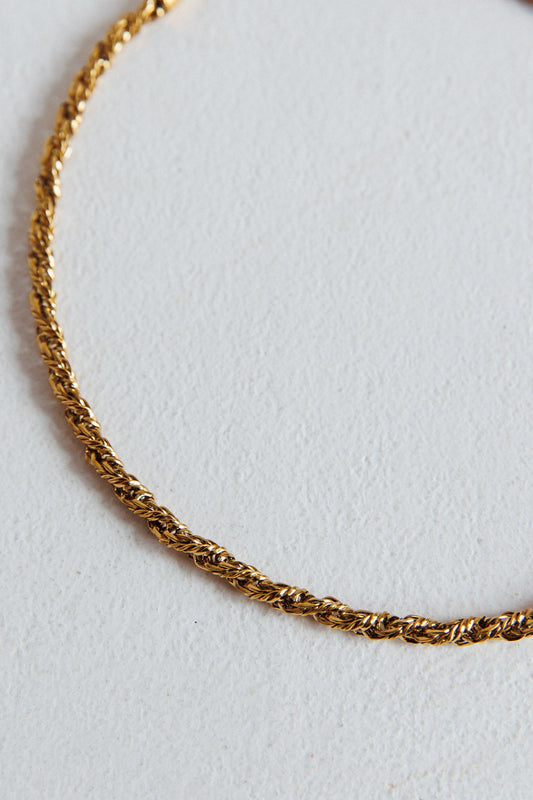 Prana Twist Chain Necklace Gold