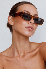 Monica Classic 90's Square Frame Sunglasses Tort