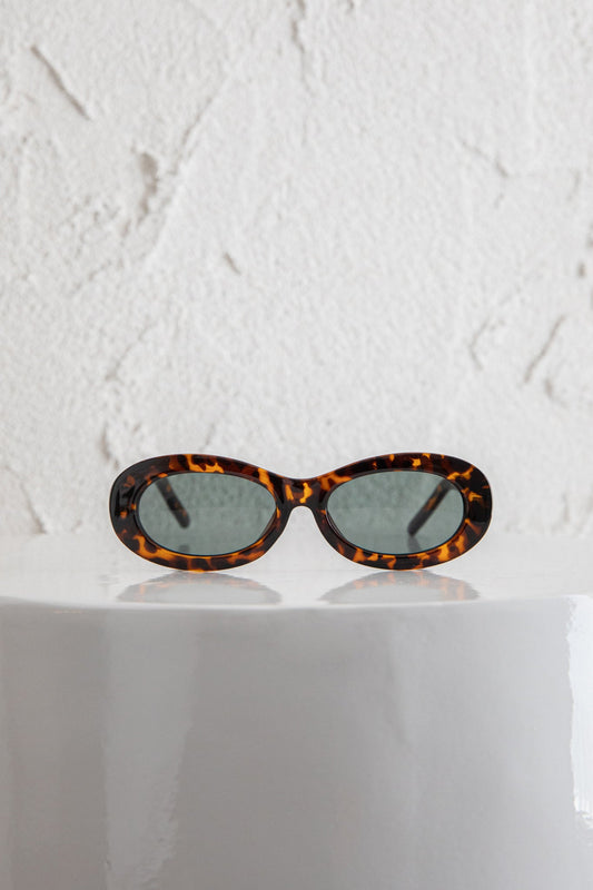 Riptide Oval Sunglasses Tort