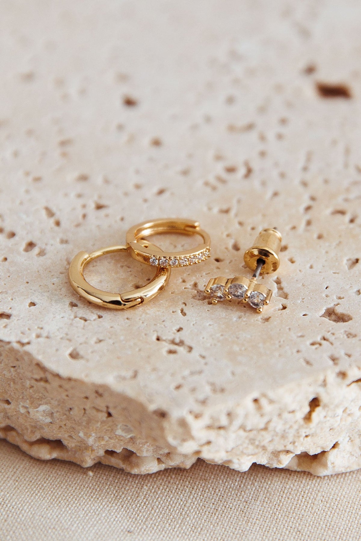 Star Signs Crystal Earrings Set Gold
