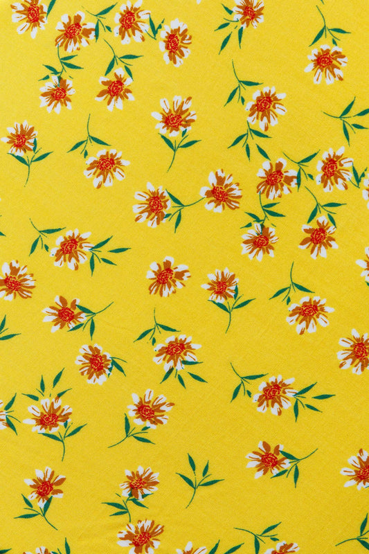 Sundaze Square Scarf Flowers Yellow