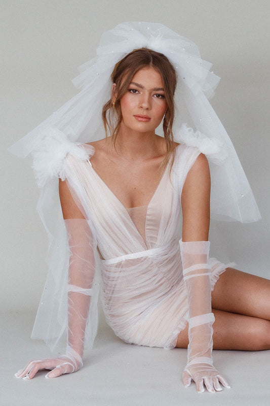 Diana Tulle Gloves White