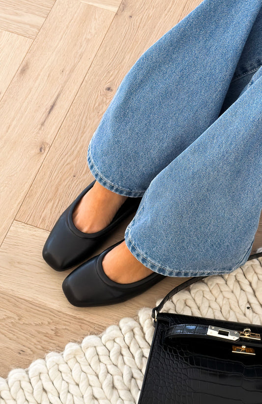 Lester Ballet Flats Black